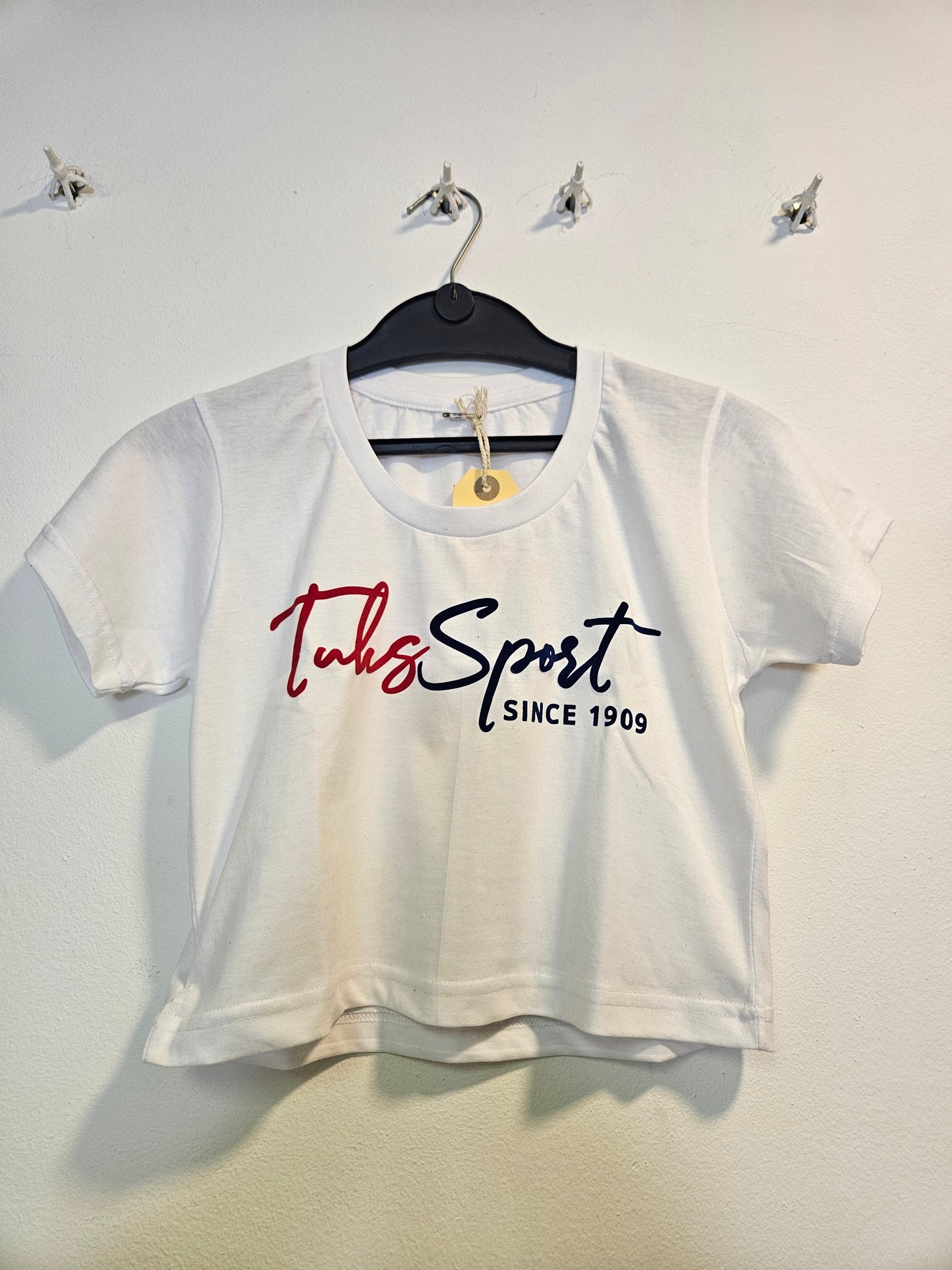 Short Sleeve Tuks Sport Crop Top