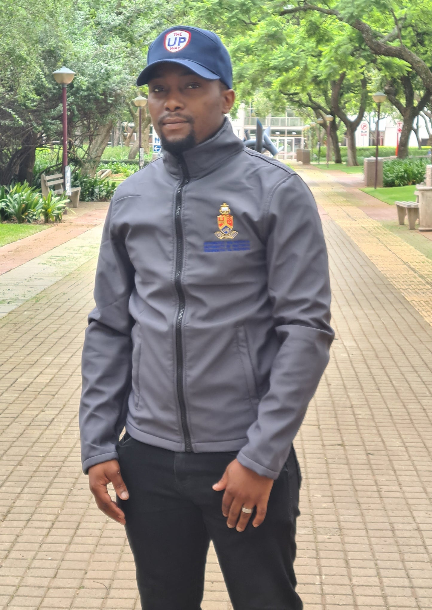 UP Men Softshell